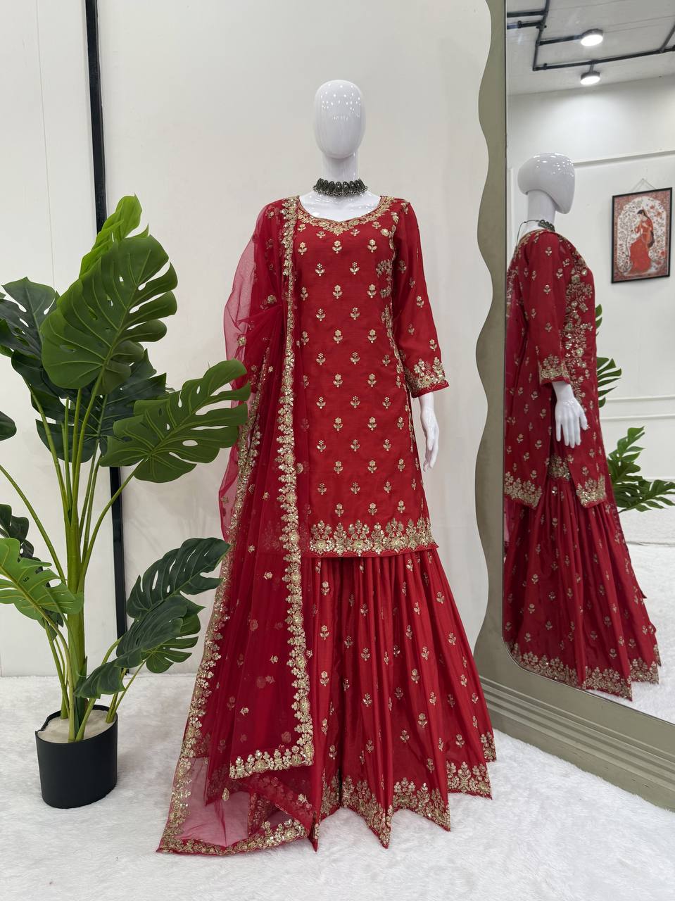 Bridal Red Heavy Embroidered Sharara Suit with Dupatta - Image 8