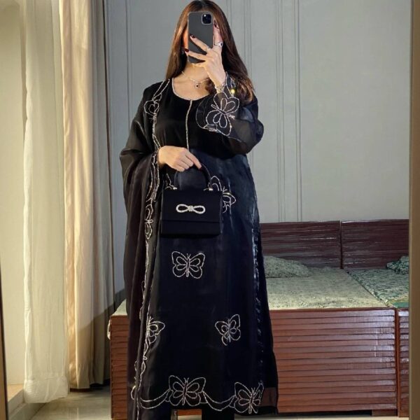 Elegant Black Butterfly Embroidered Organza Kurta Set with Dupatta - Image 4